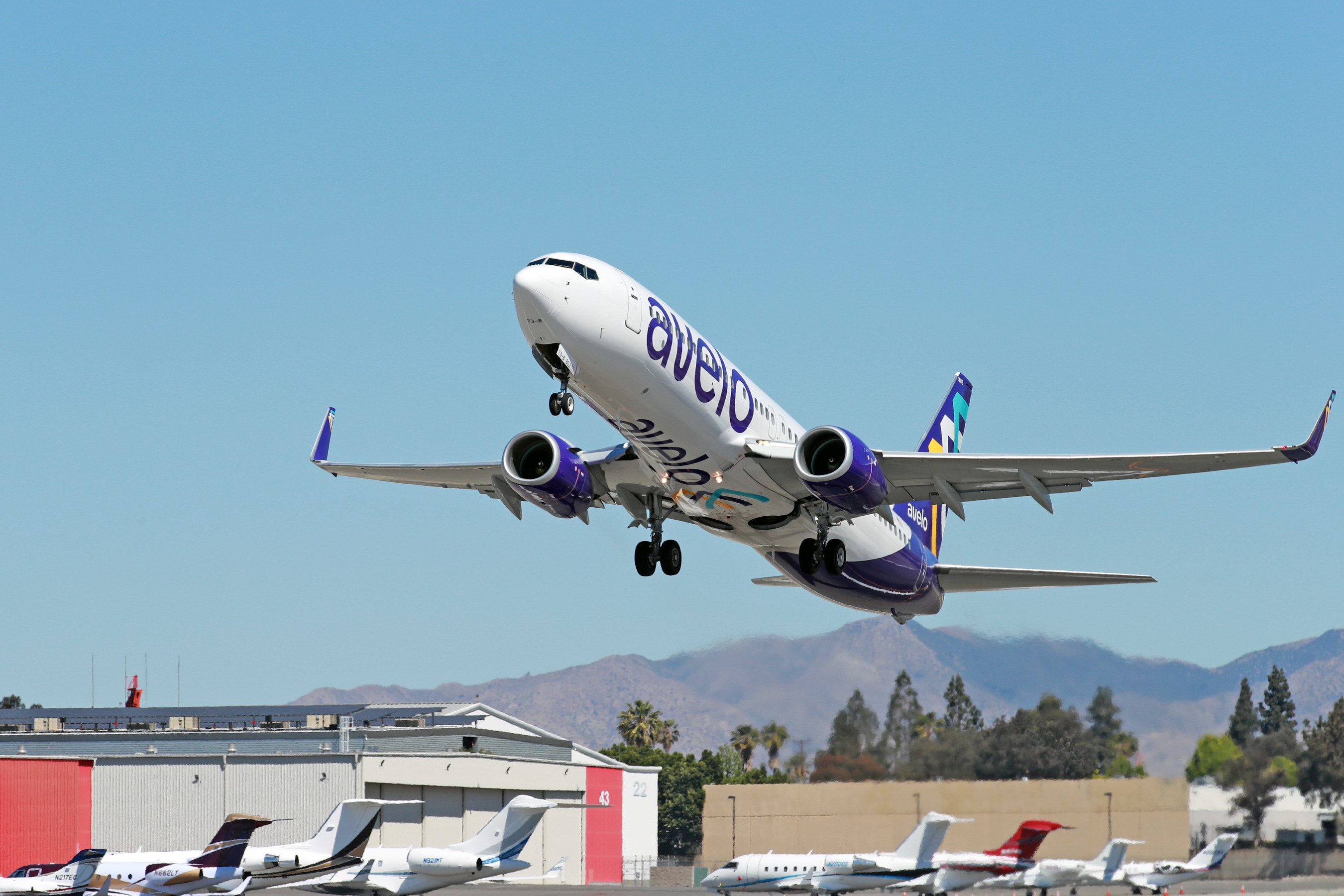 Avelo Airlines extends flight schedule until April 2025