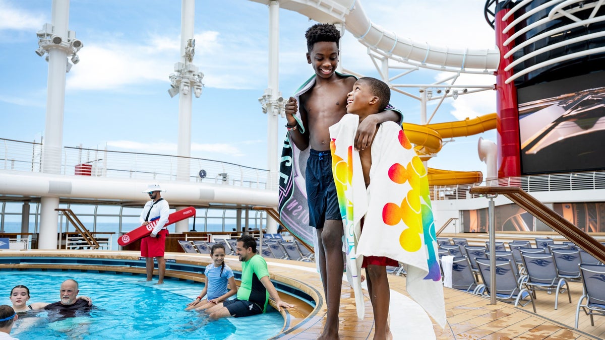 DisneyBand+ Coming to Disney Cruise Line This Summer 2023