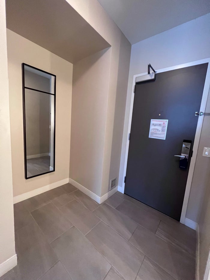 Hyatt Regency Houston Galleria guest room entrance