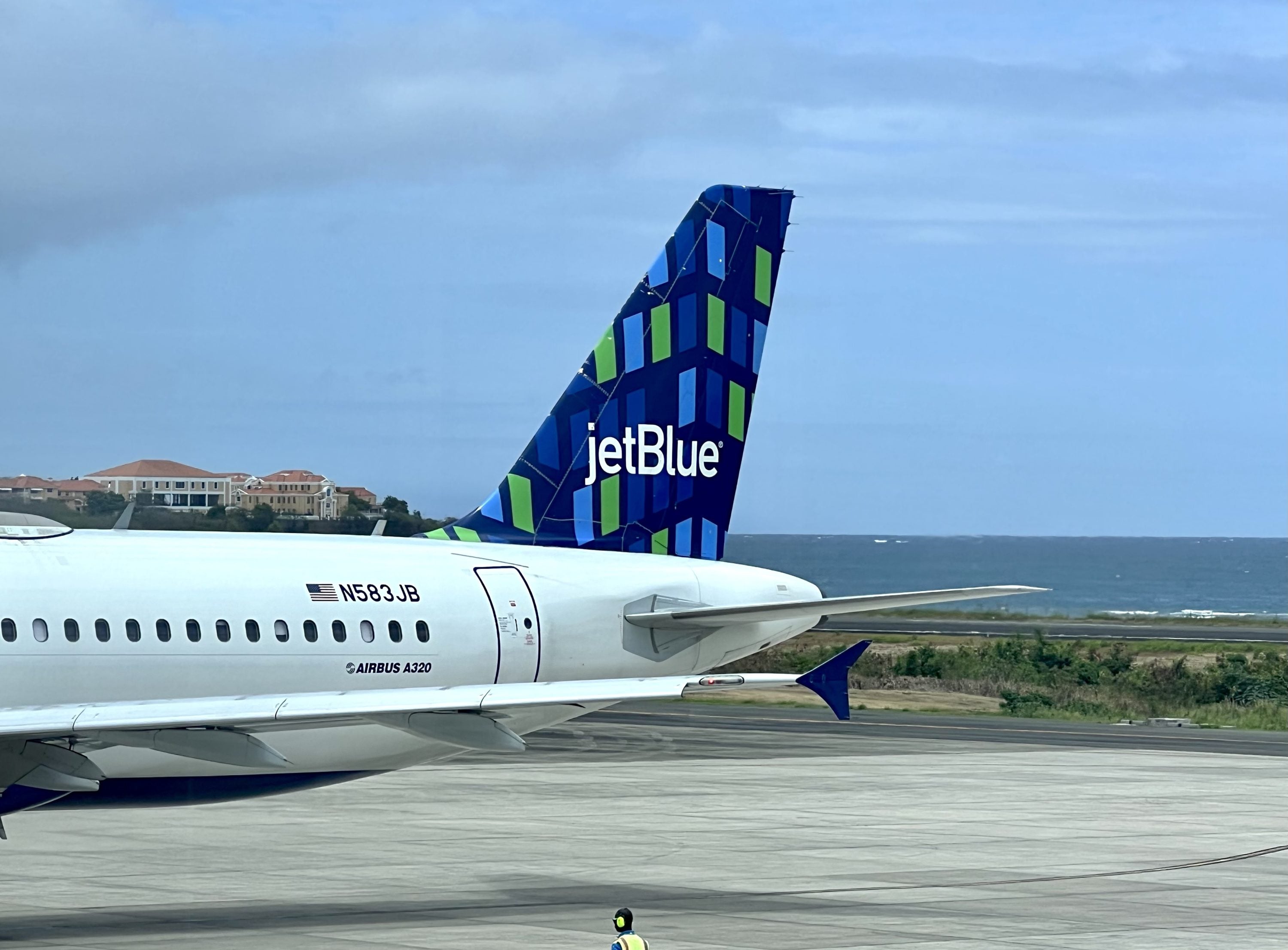 JetBlue Airbus A320 at Grenada Airport