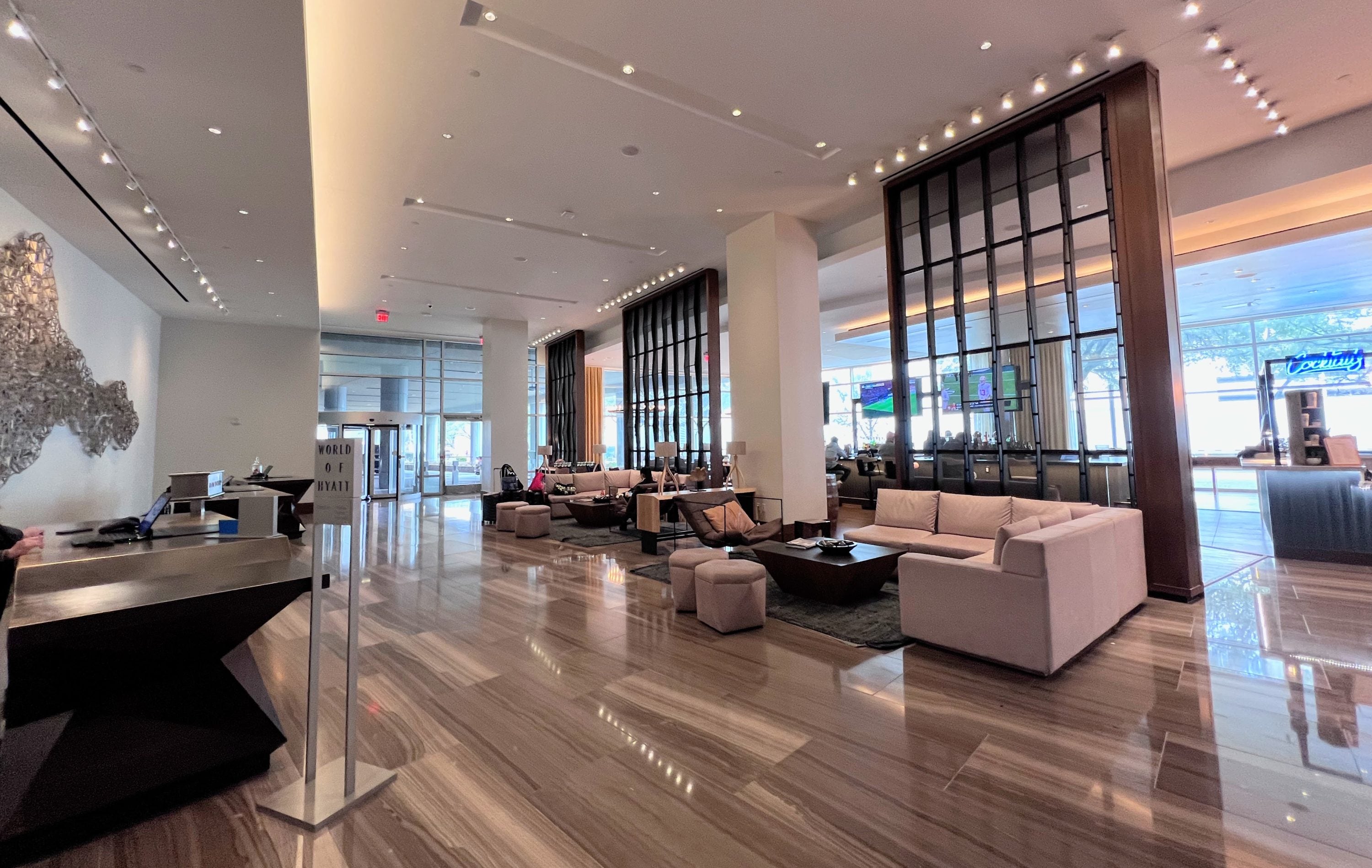 Lobby of Hyatt Regency Houston Galleria hotel