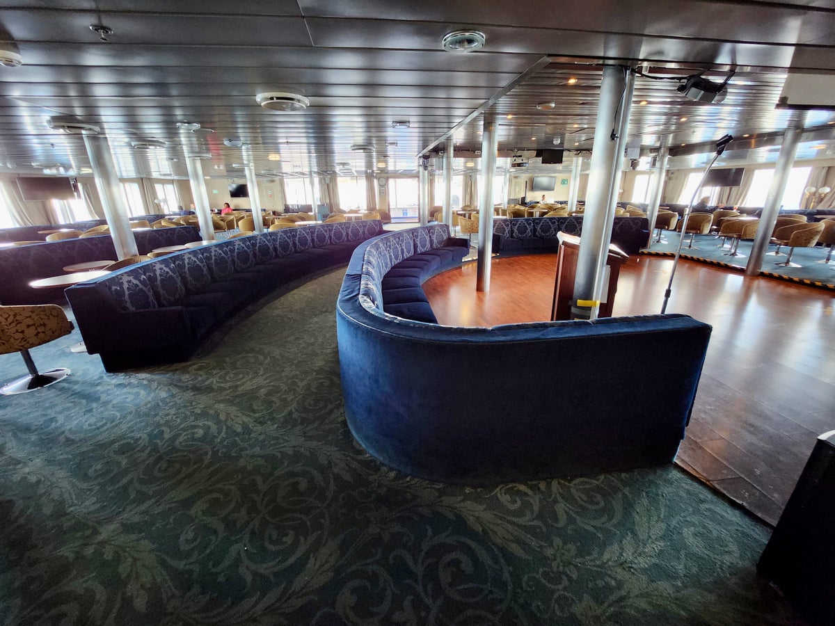 Nautilus Lounge Ocean Endeavour