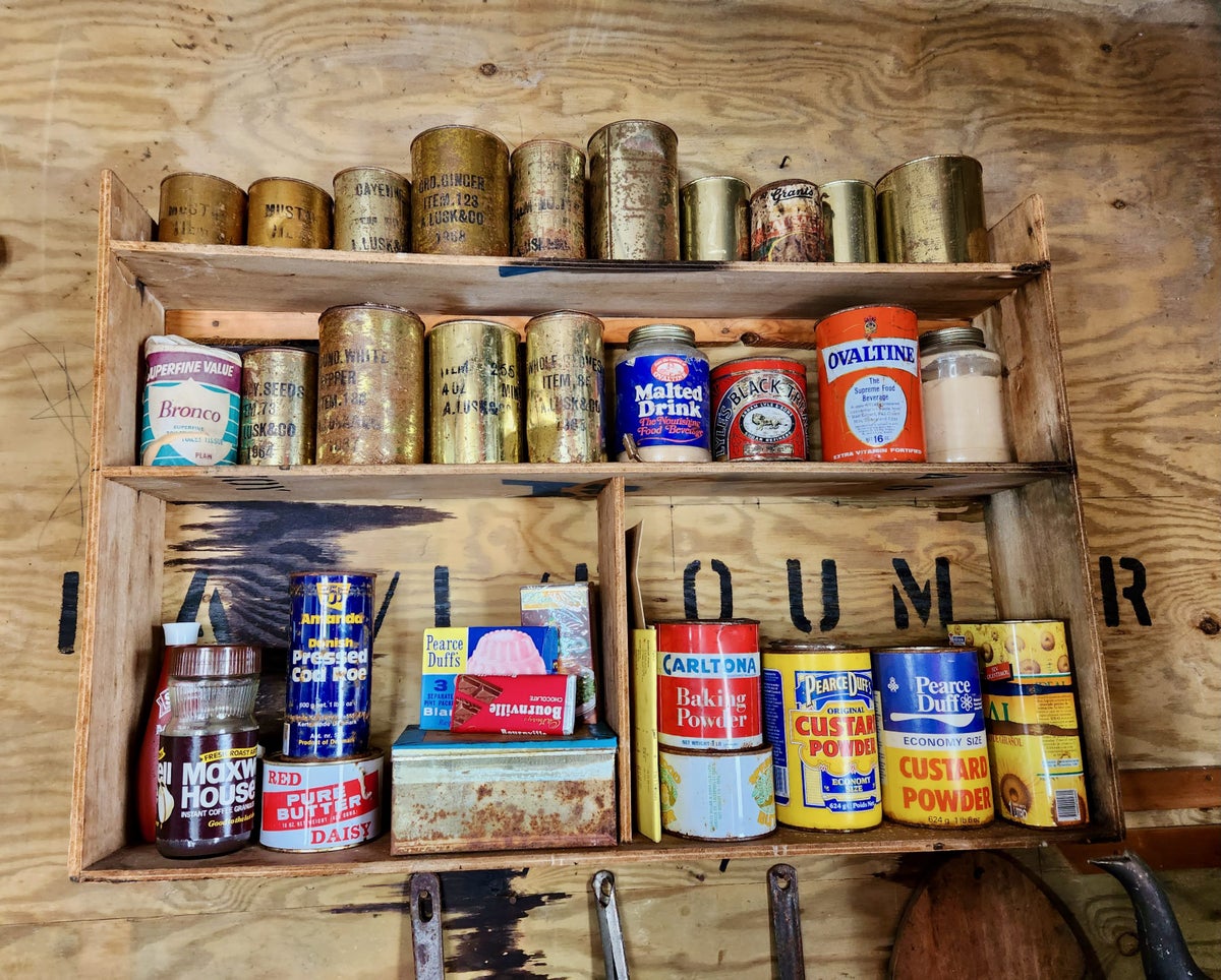 Ocean Endeavour historic hut food