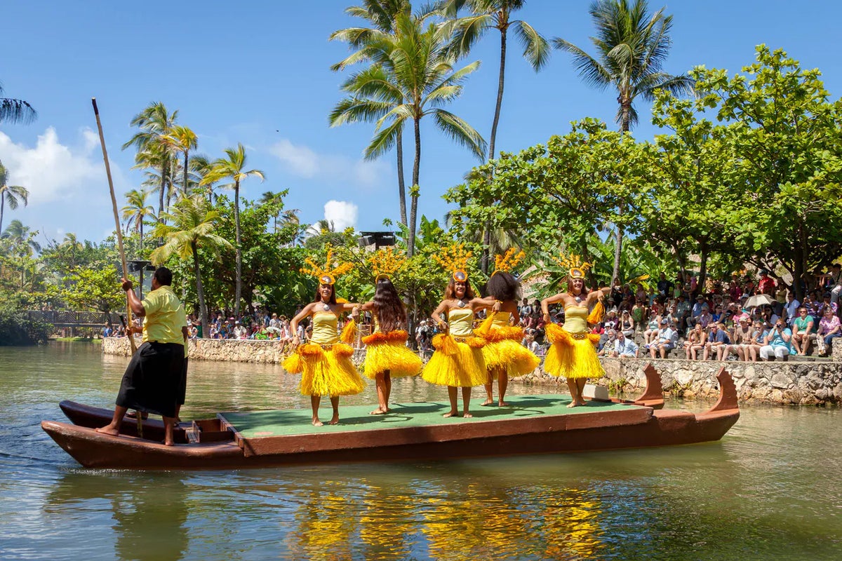Rainbows of Paradise Canoe Pageant at Polynesian Cultural Center.