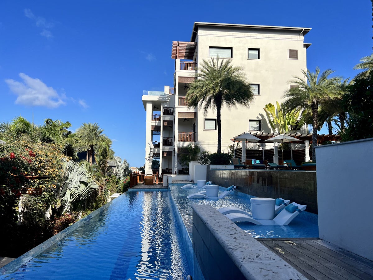 The Ultimate Guide to Hilton for Luxury and the 10 Best Properties