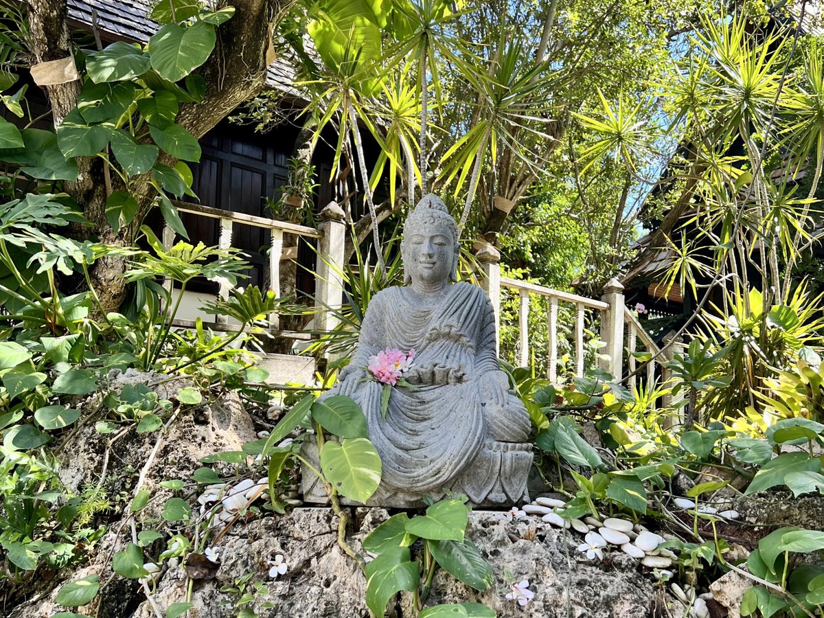 Zemi Beach House Thai Spa Buddha