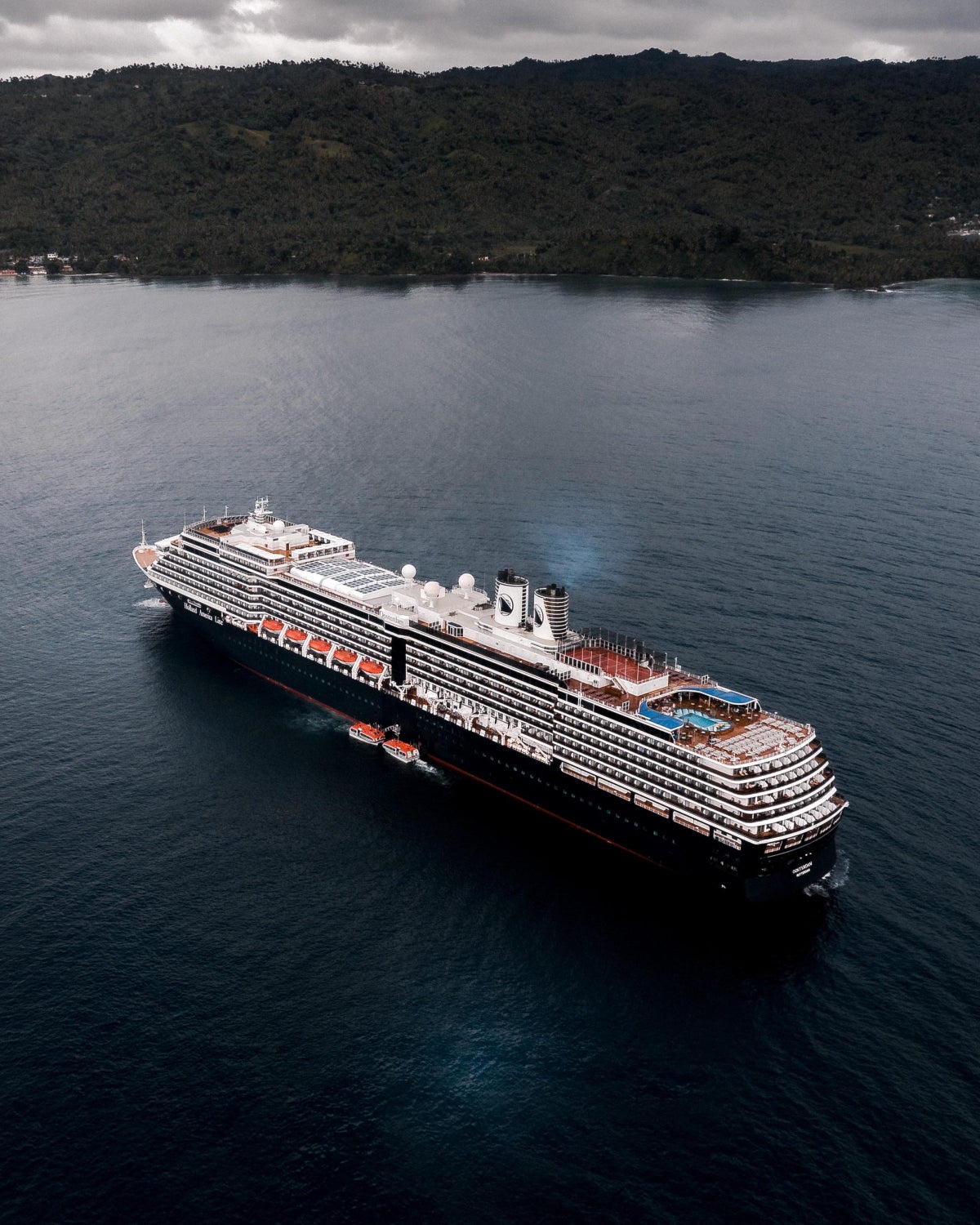 [Expired] New Amex Offer: Save $300 on Holland America Cruises