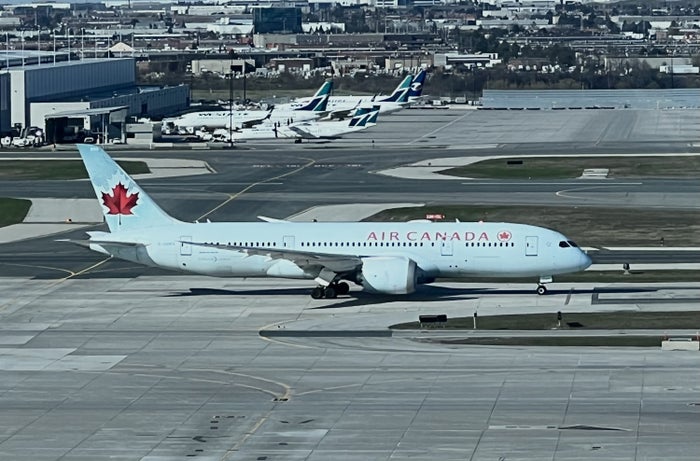 Air Canada Returns to Edinburgh With Extended Winter Service
