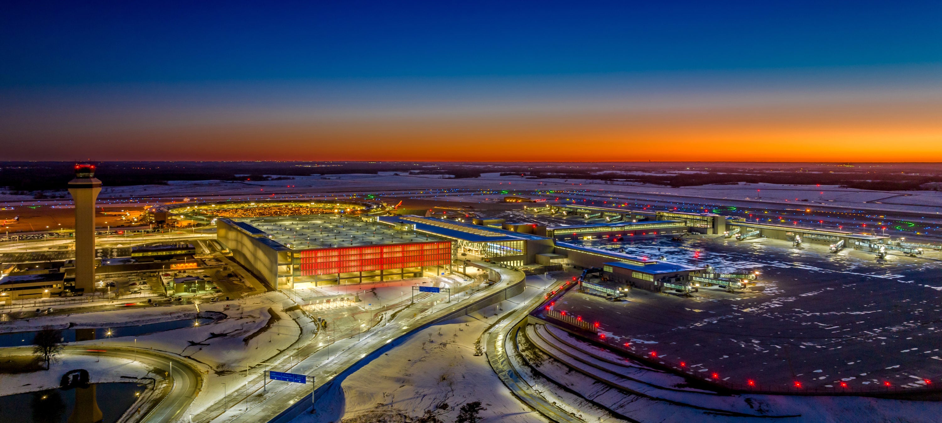 KCI welcomes the first flyers into a new airport terminal showing