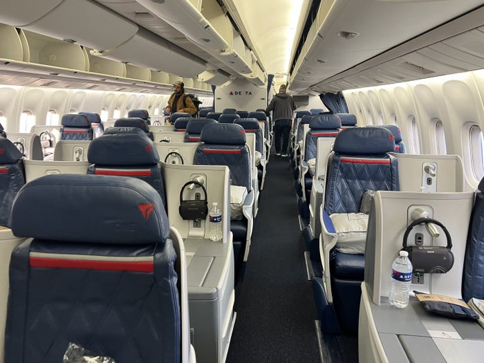 Best Ways To Book Delta One Business Class Using Points [Step by Step]