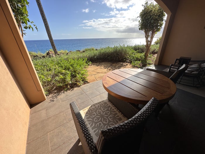 Four Seasons Lanai Patio
