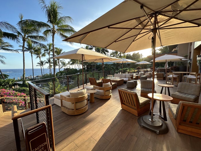 Four Seasons Lanai Restaurant Patio