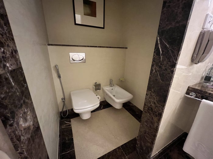 Grosvenor House Dubai Master Toilet