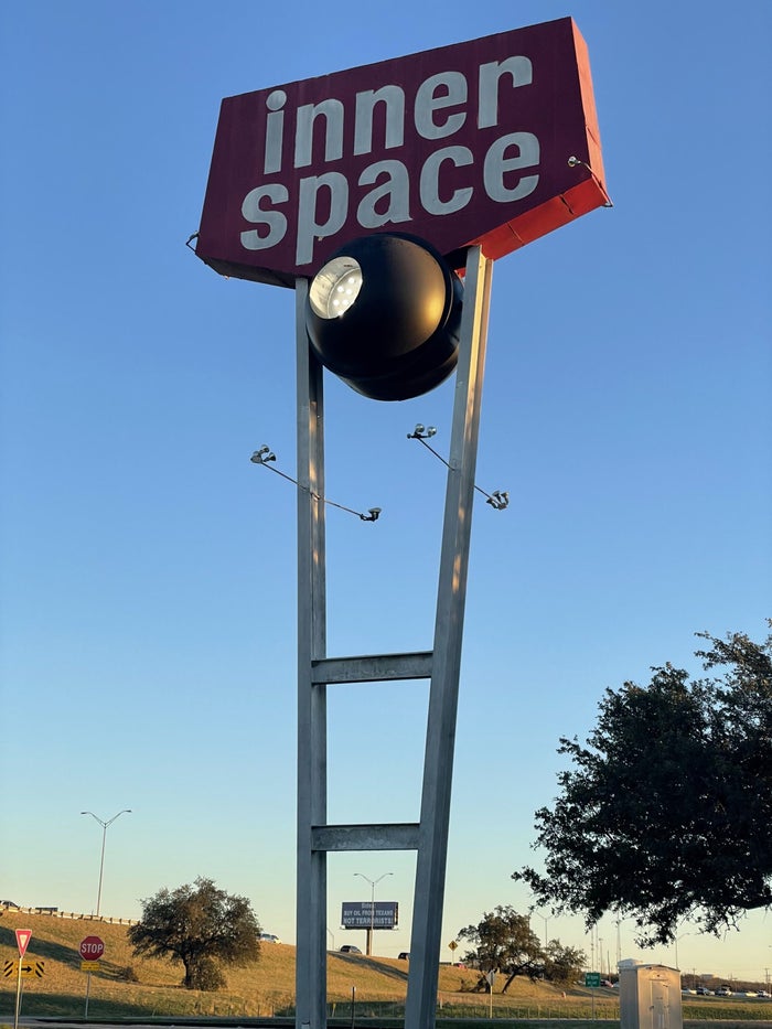 Inner Space Cavern sign in Georgetown Texas