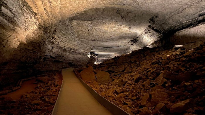 The Ultimate Guide to Mammoth Cave National Park — Best Things To Do, See & Enjoy!