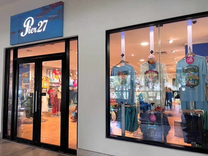 Pier 27 Gift Shop at Hyatt Ziva Los Cabos