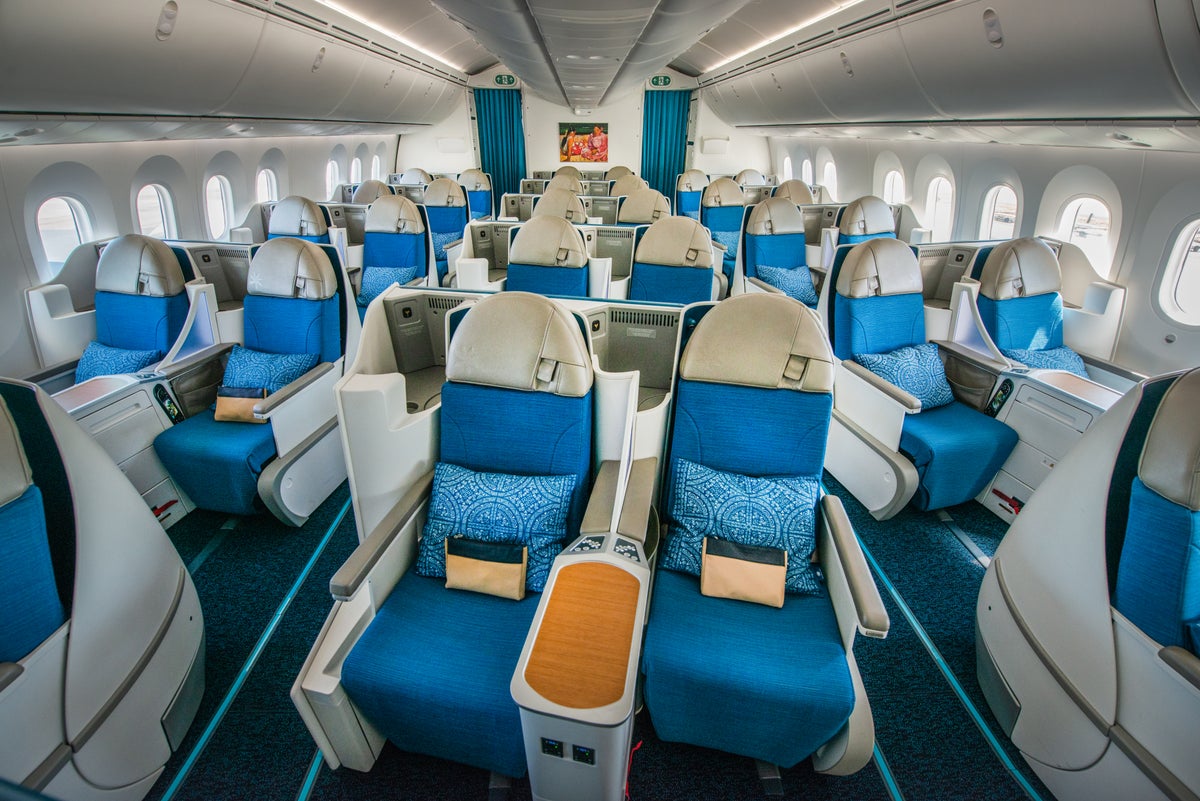 Poerava Business cabin Air Tahiti Nui