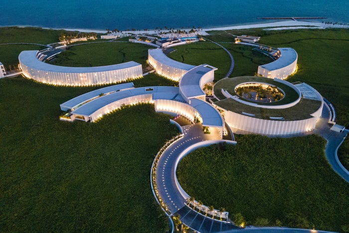 Marriott Opens New St. Regis Resort in Riviera Maya, Mexico