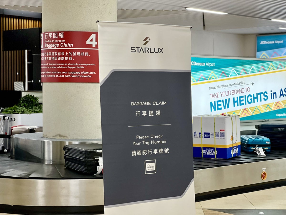 Starlux A359 Business Class Macau arrival baggage claim