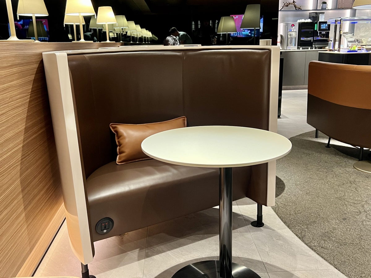 Starlux A359 Business Class TPE lounge single booths