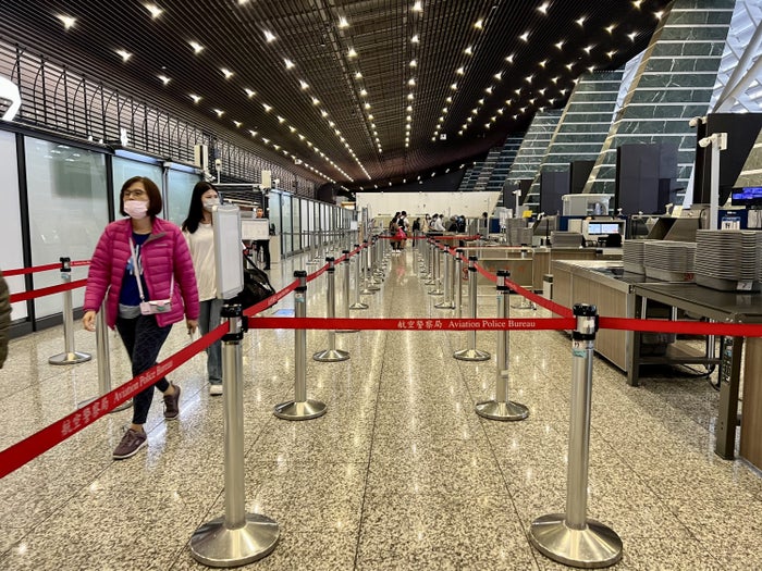 Starlux A359 Business Class TPE security