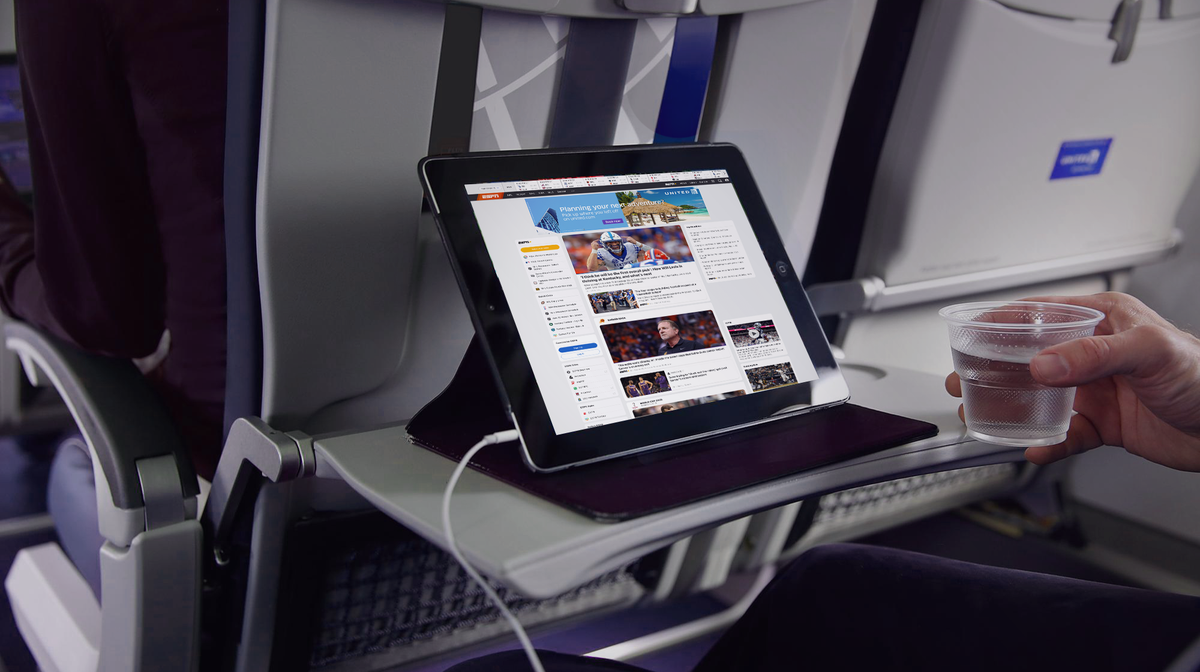 Enjoy Free Wi-Fi on United Flights With T-Mobile [How To Connect]
