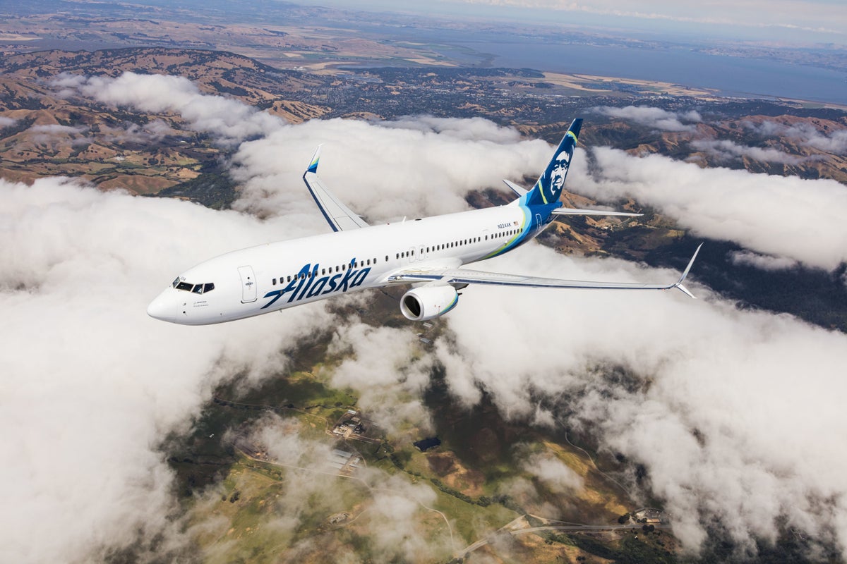 [Expired] Flash Sale: Alaska Airlines Flights to Hawaii for 10K Miles [Book by May 18!]