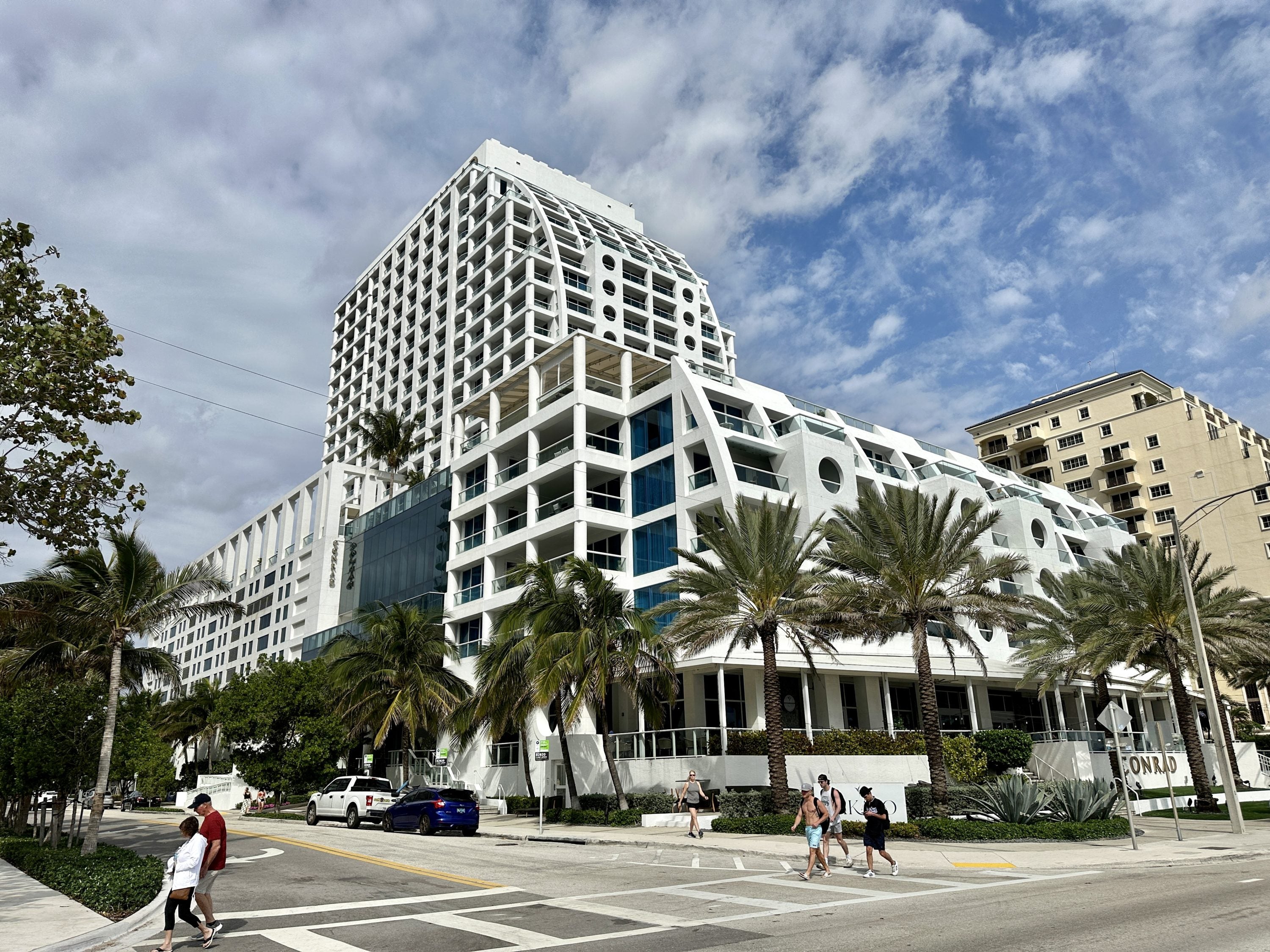 Conrad Fort Lauderdale Resort Exterior
