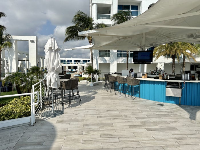 Conrad Fort Lauderdale Spinnaker Bar