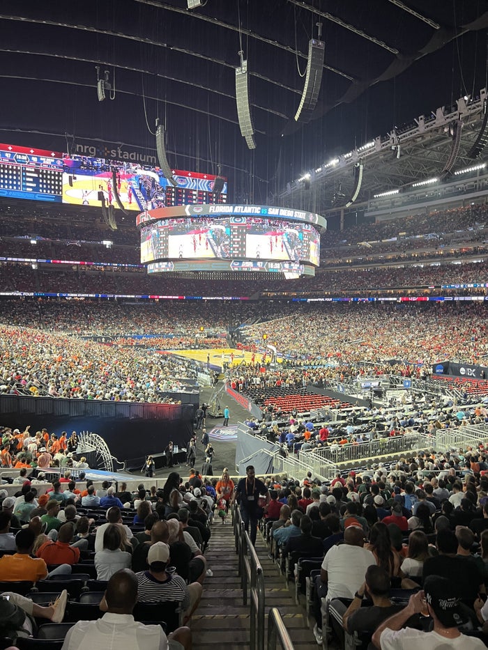 The Final Four: How Points and Miles Got My Daughter and Me There