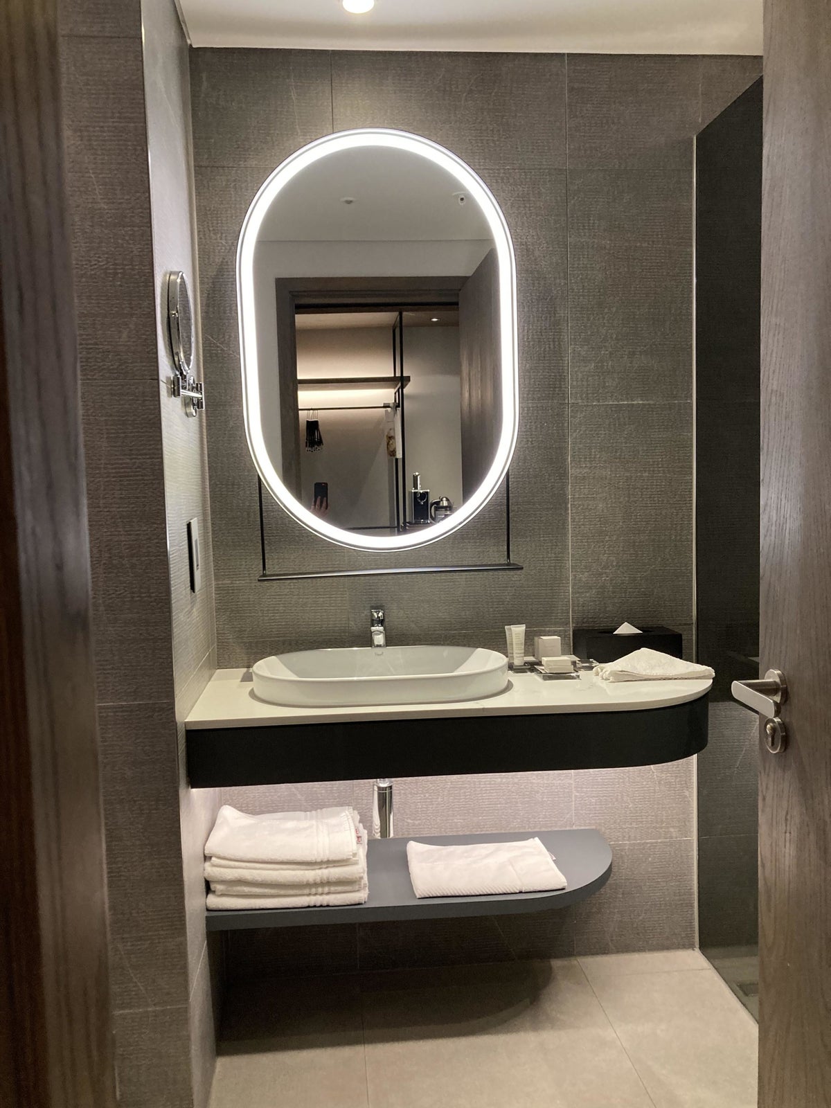 Johannesburg Marriott Hotel Melrose Arch bathroom vanity