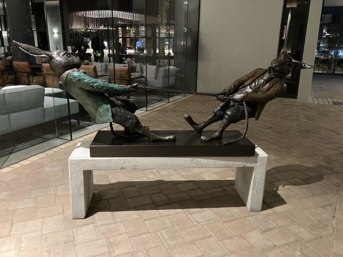 Johannesburg Marriott Hotel Melrose Arch outdoor art