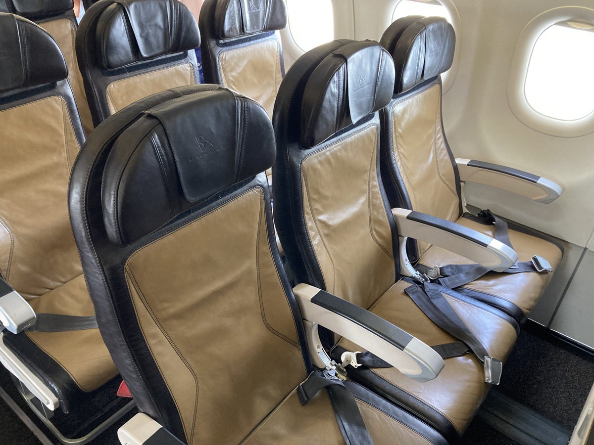 South African Airways JNB VFA economy class row