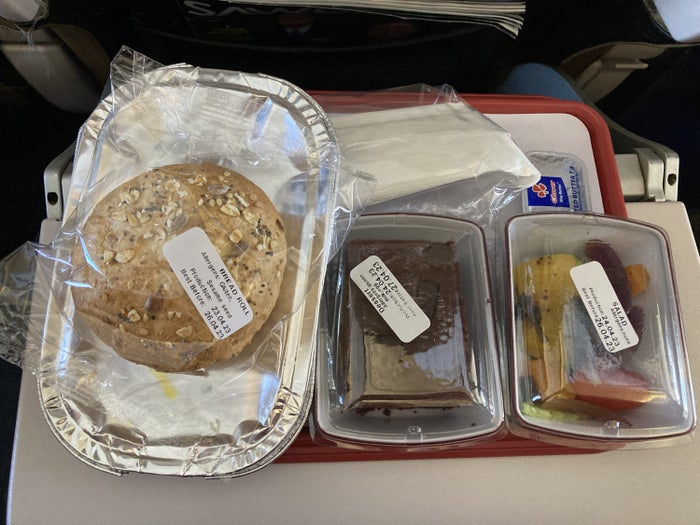 South African Airways JNB VFA economy meal veg