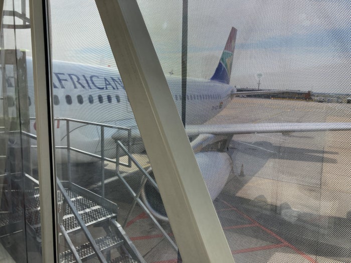 South African Airways JNB VFA peek at plane