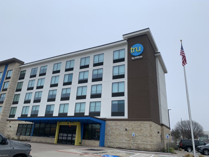 Tru by Hilton Frisco Dallas [In-depth Review]