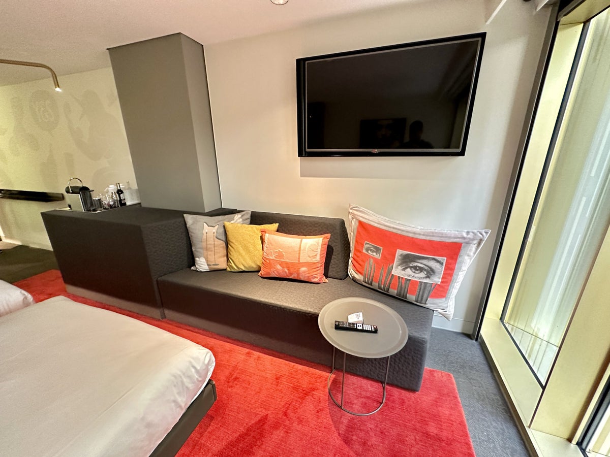 W Amsterdam Guest Room Seating
