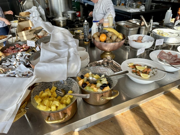 W Amsterdam Mr. Porter Buffet Fruit W Amsterdam Mr. Porter Buffet Fruit