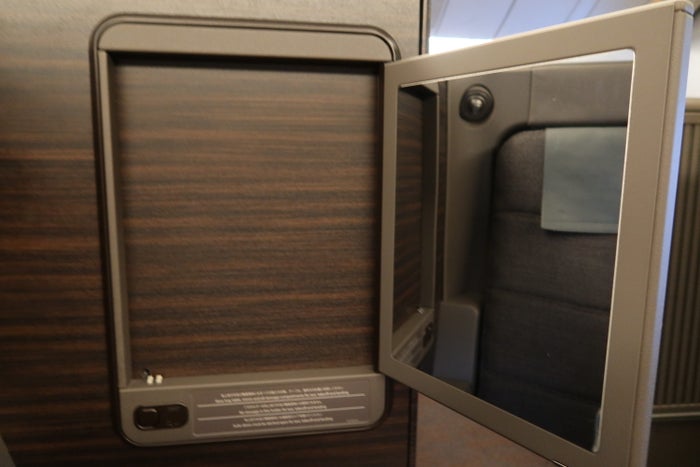 ANA First Class Mirror ANA First Class Mirror