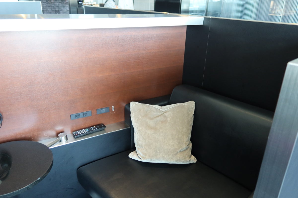 ANA Suite Lounge Seating