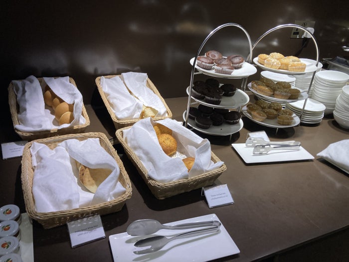 Al Maha Lounge Doha secondary breads Al Maha Lounge Doha secondary breads