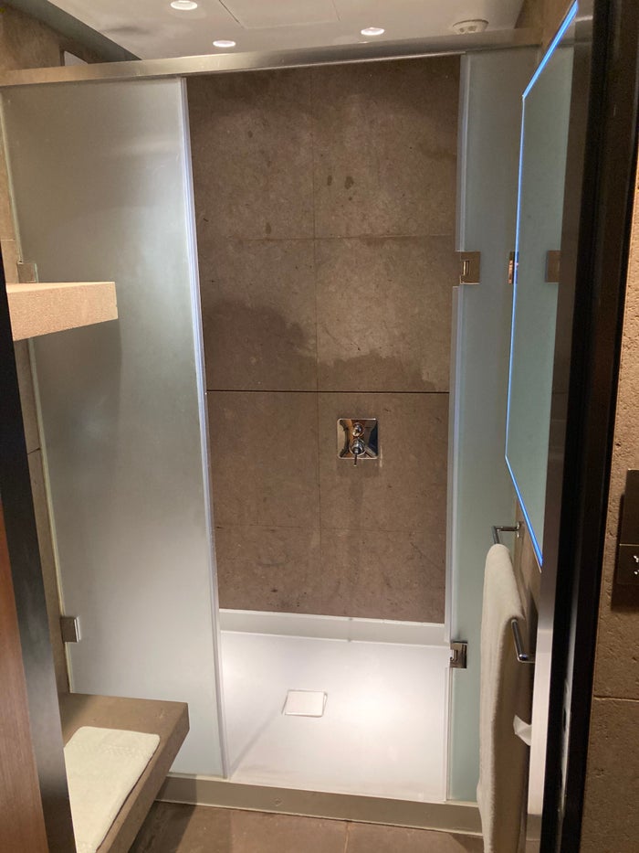 Al Maha Lounge Doha secondary shower interior Al Maha Lounge Doha secondary shower interior
