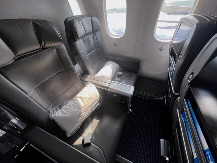 Is American Airlines Premium Economy Worth It? [2023]