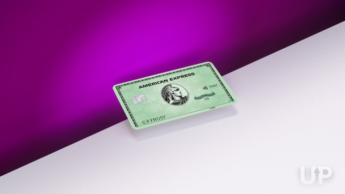 Amex Green Card vs. Chase Sapphire Reserve Card [Detailed Comparison]