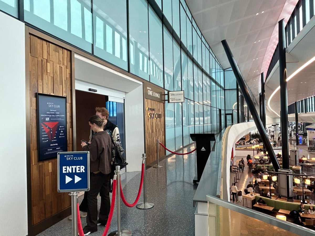 Sky Club Boston entry lounge Boston Logan Airport Terminal E Delta Sky Club entrance