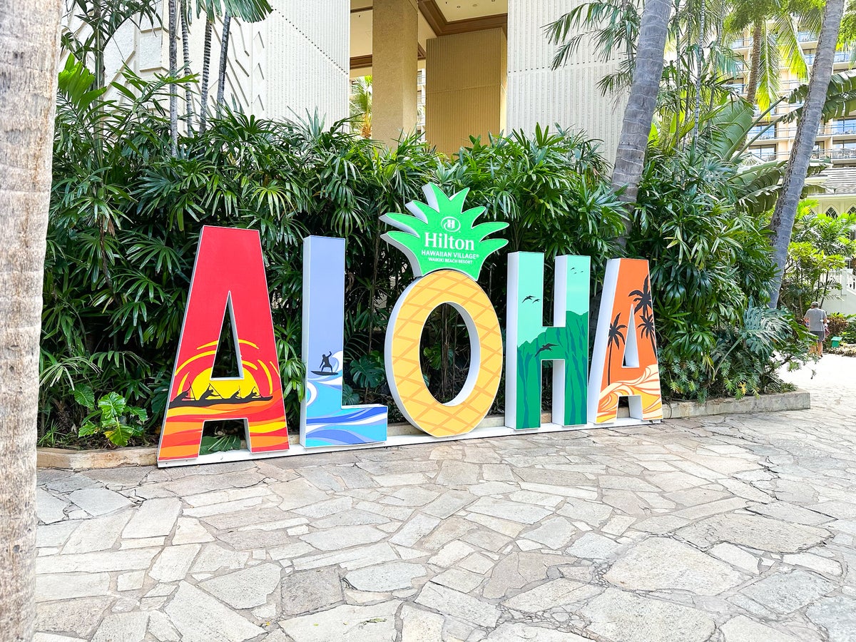 Hilton Hawaiian Village aloha sign