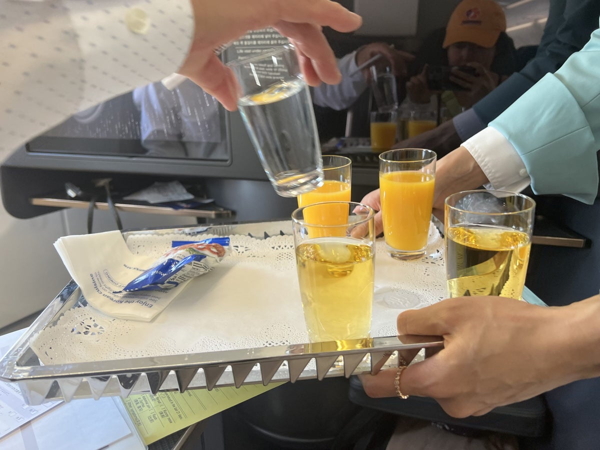 Korean Air A321neo Champagne Orange Juice
