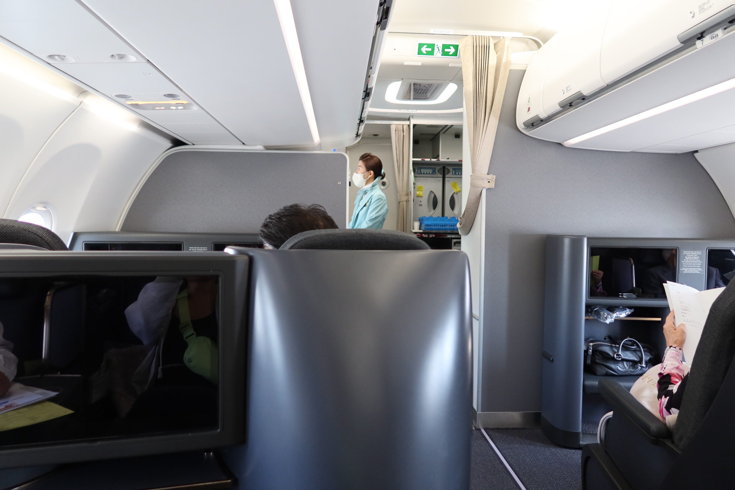 KOREAN AIR A321neo コリアン 大韓航空 エアバス NG KOREAN AIR A321neo コリアン 大韓航空 エアバス NG - メルカリ