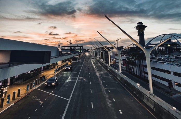 How To Get from Los Angeles International Airport to Los Angeles [2024]