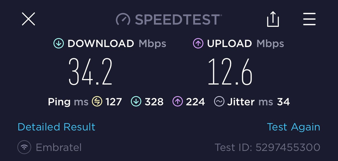 Wireless internet speed test at LATAM VIP Lounge GRU